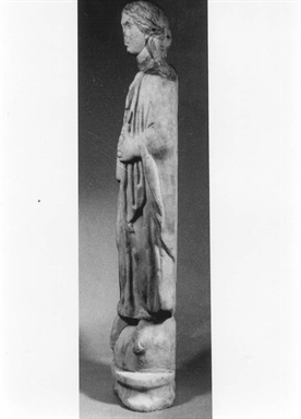 Statua